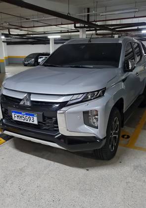 MITSUBISHI L200 TRITON 2.4 16V TURBO DIESEL SPORT HPE-S CD 4P 4X4 AUTOMÁTICO